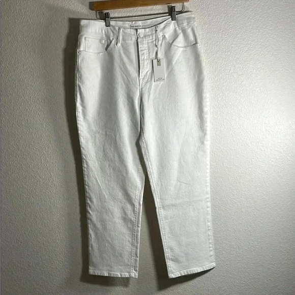 Good American Denim - NWT Good American - White Straight Leg Jeans - 32/14